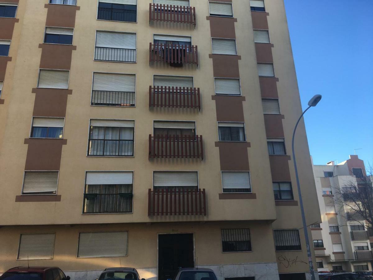 Apartamento Lisboa - Reboleira Amadora Exteriör bild